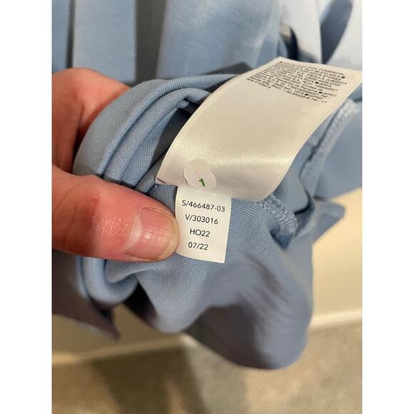 Athleta Harlow Hybrid Tee in Heron Blue - Picture 11 of 11